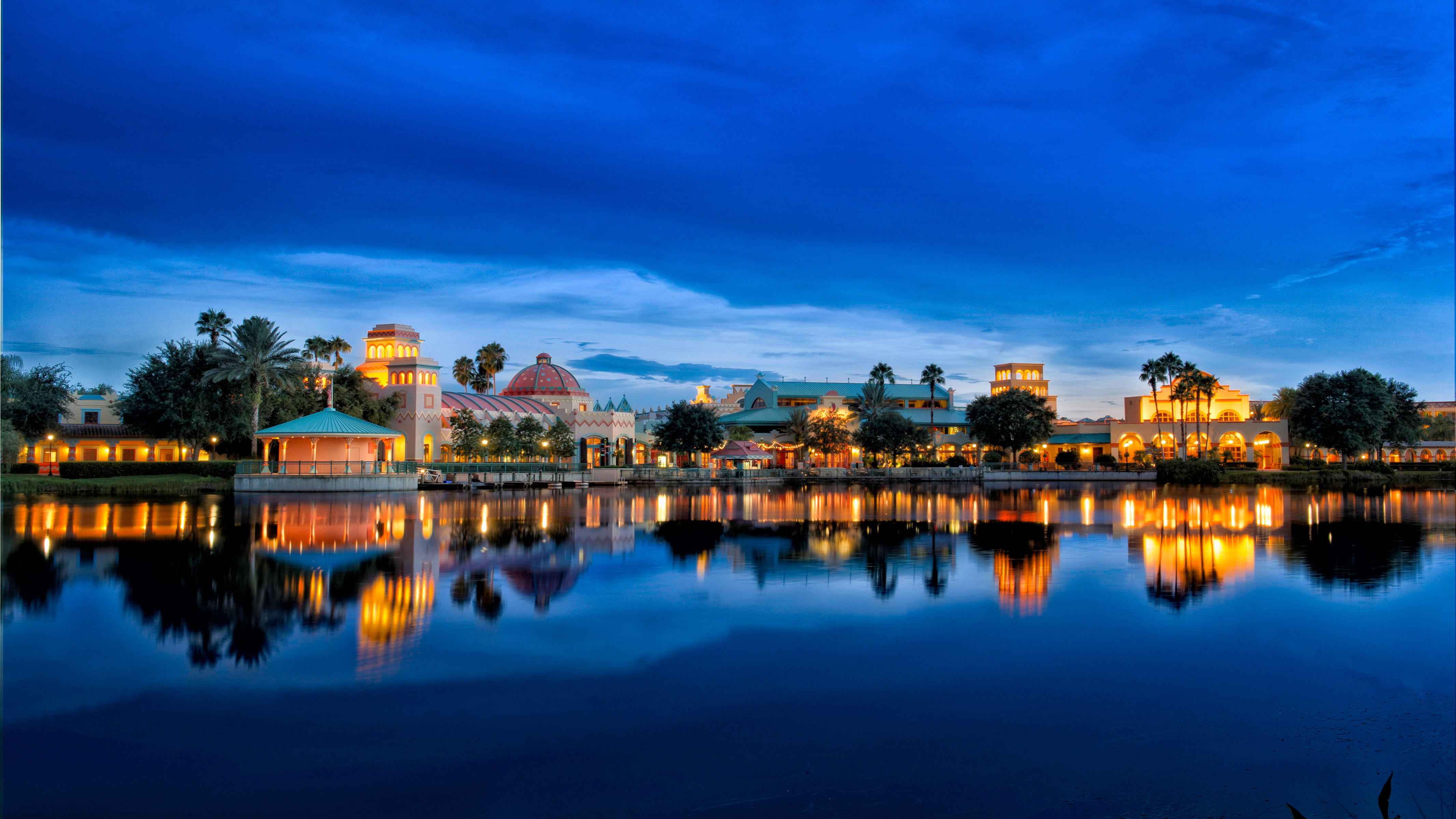 Coronado_Springs_lake_night | World Waterpark Association | World 